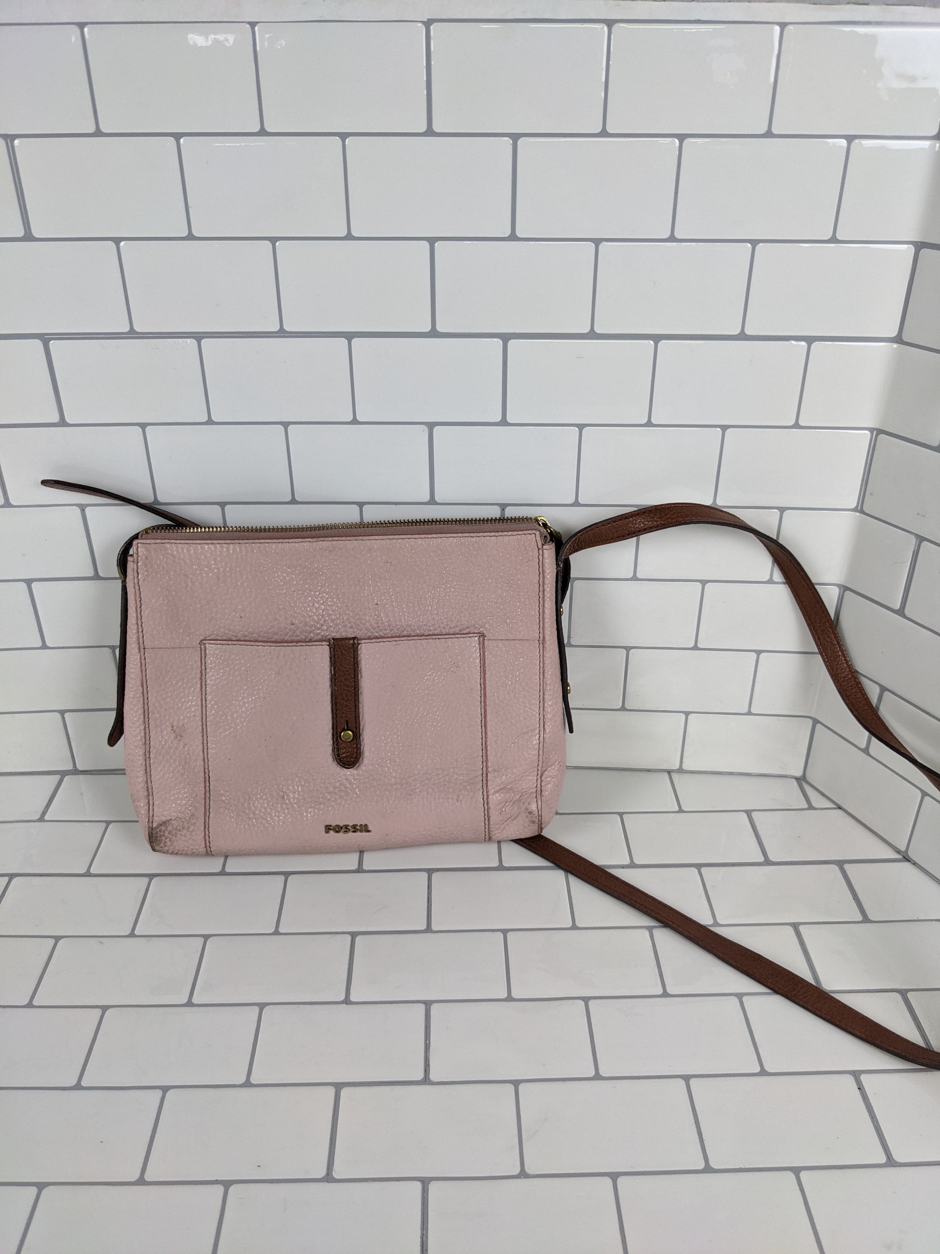Fossil Pink Crossbody. Used. As Is (6925996818615)